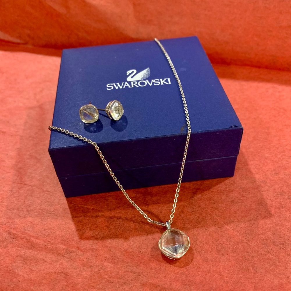 Swarovski Crystal Jewelry Set
